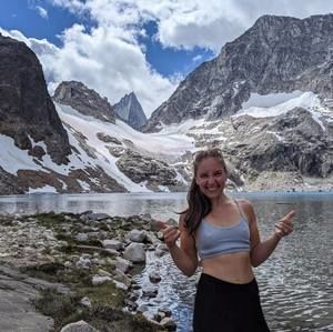 Meet your Posher, Anna